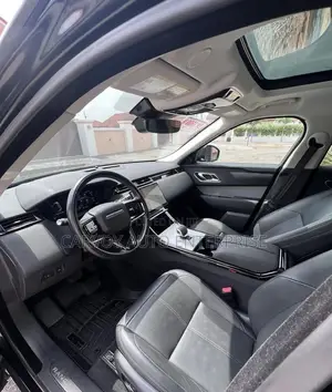 Land Rover Range Rover Velar Dynamic HSE 2024 Black