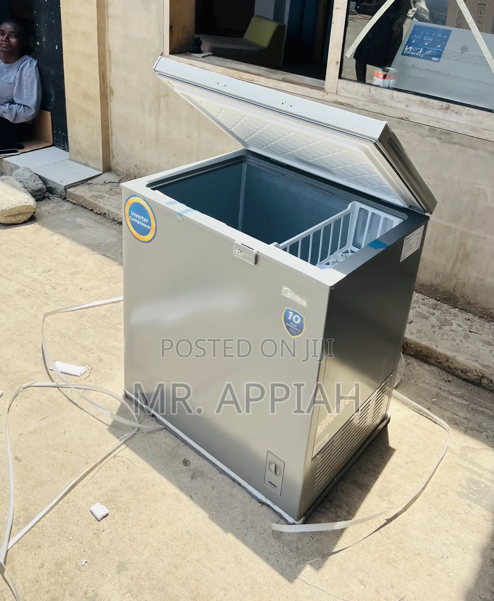 Durable and Affordable Midea Single Door Chest Freezer(198l)