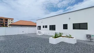 2bdrm House in East Airport, Accra Metropolitan for rent