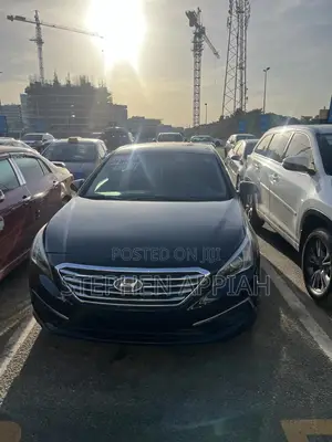 Hyundai Sonata Base Sedan FWD (2.4L 4cyl 6A) 2017 Black