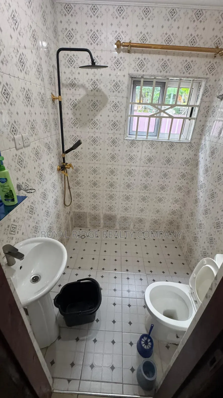 3bdrm House in Spintex Around 18, Accra Metropolitan for rent