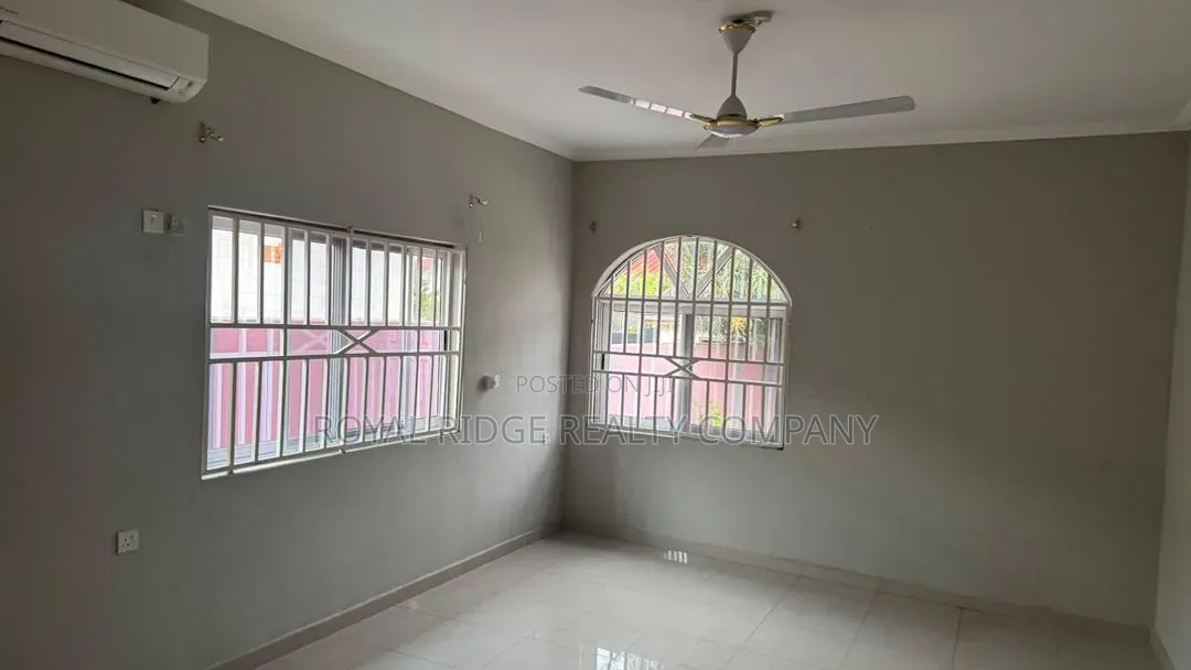 3bdrm House in Spintex Around 18, Accra Metropolitan for rent