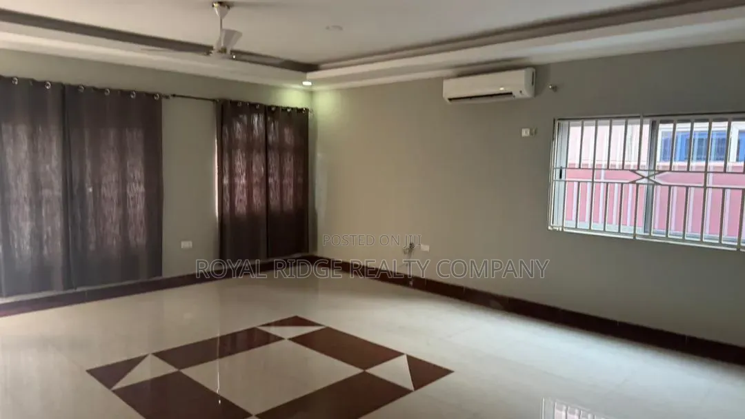 3bdrm House in Spintex Around 18, Accra Metropolitan for rent