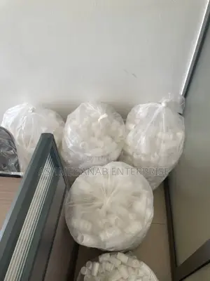 Wholesale 40mls, 100mls, 150mls Childlock Capsules/Tablets Containers