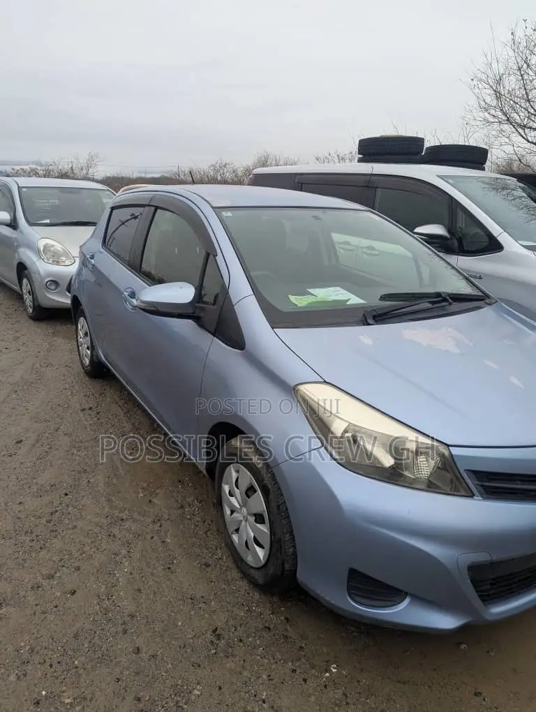 Toyota Vitz 2012