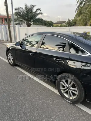 Hyundai Sonata Base Sedan FWD (2.4L 4cyl 6A) 2017 Black