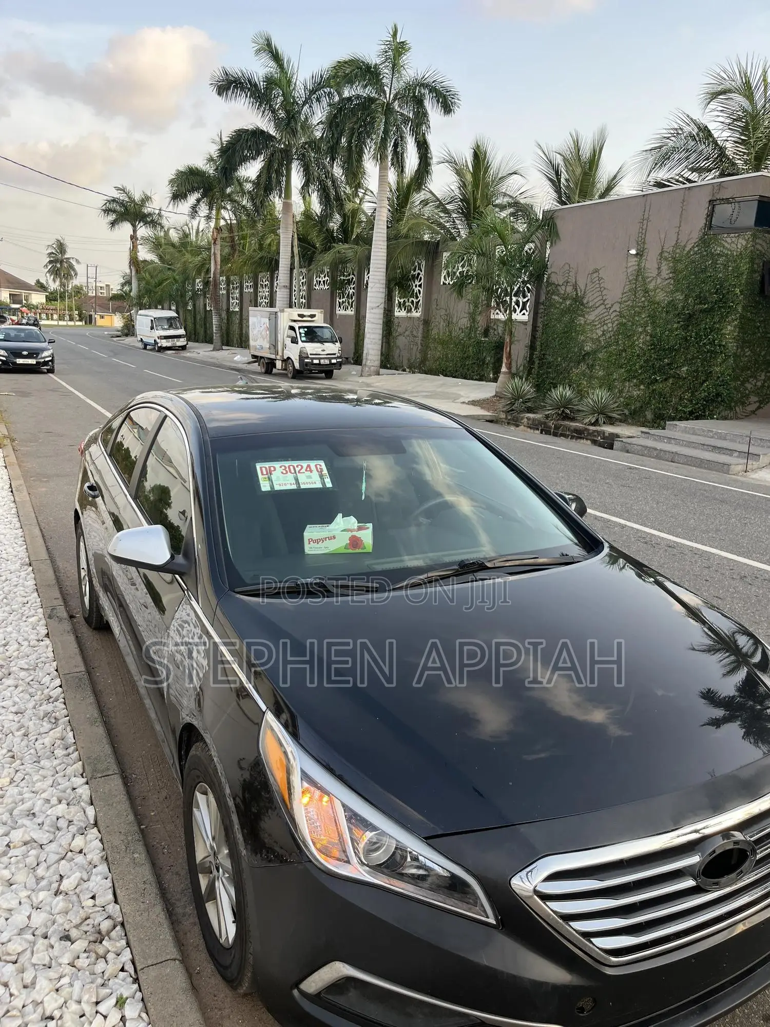 Hyundai Sonata Base Sedan FWD (2.4L 4cyl 6A) 2017 Black