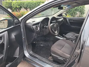 Toyota Corolla LE ECO 4dr Sedan (1.8L 4cyl CVT) 2017 Gray