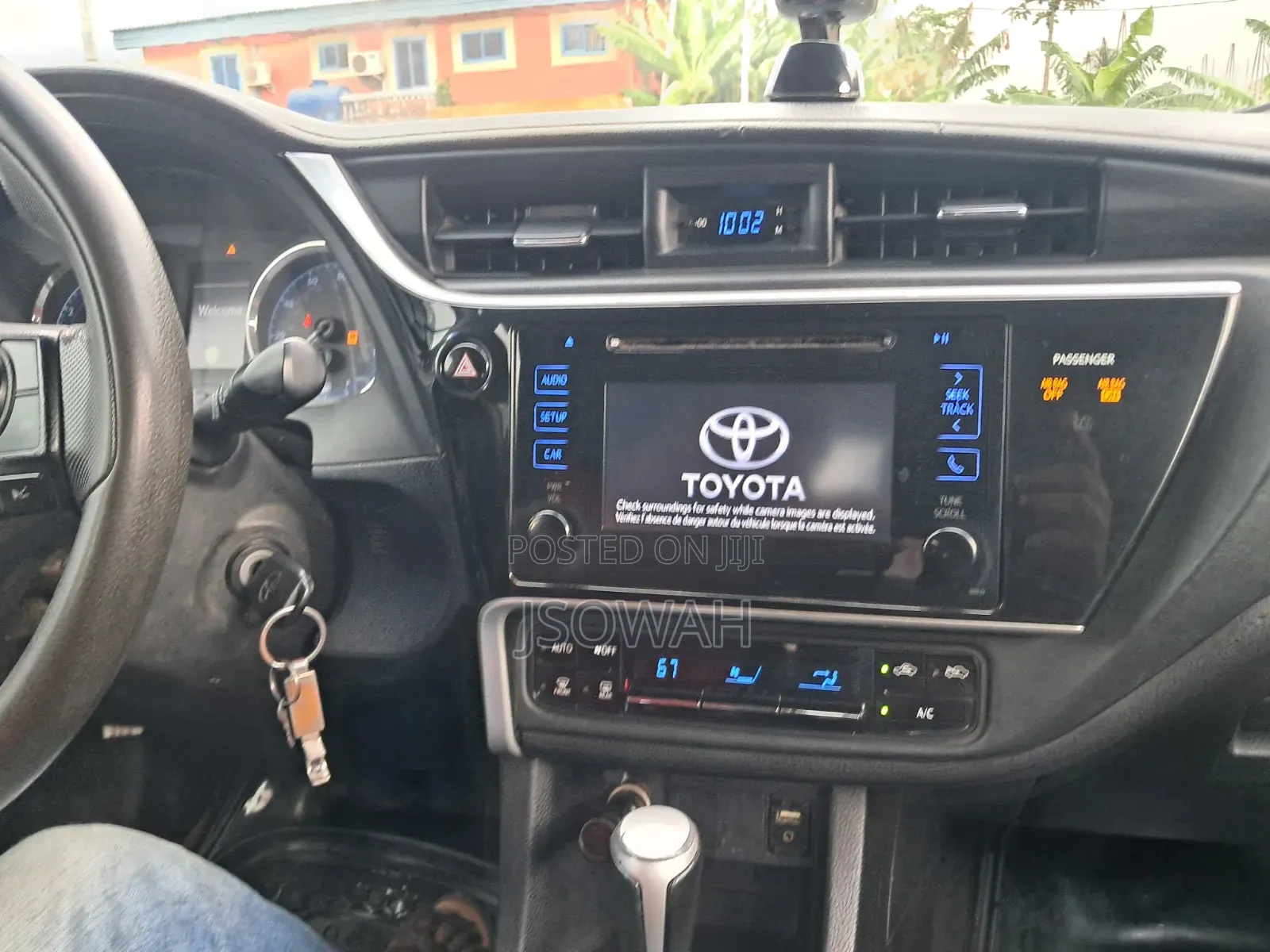Toyota Corolla LE ECO 4dr Sedan (1.8L 4cyl CVT) 2017 Gray
