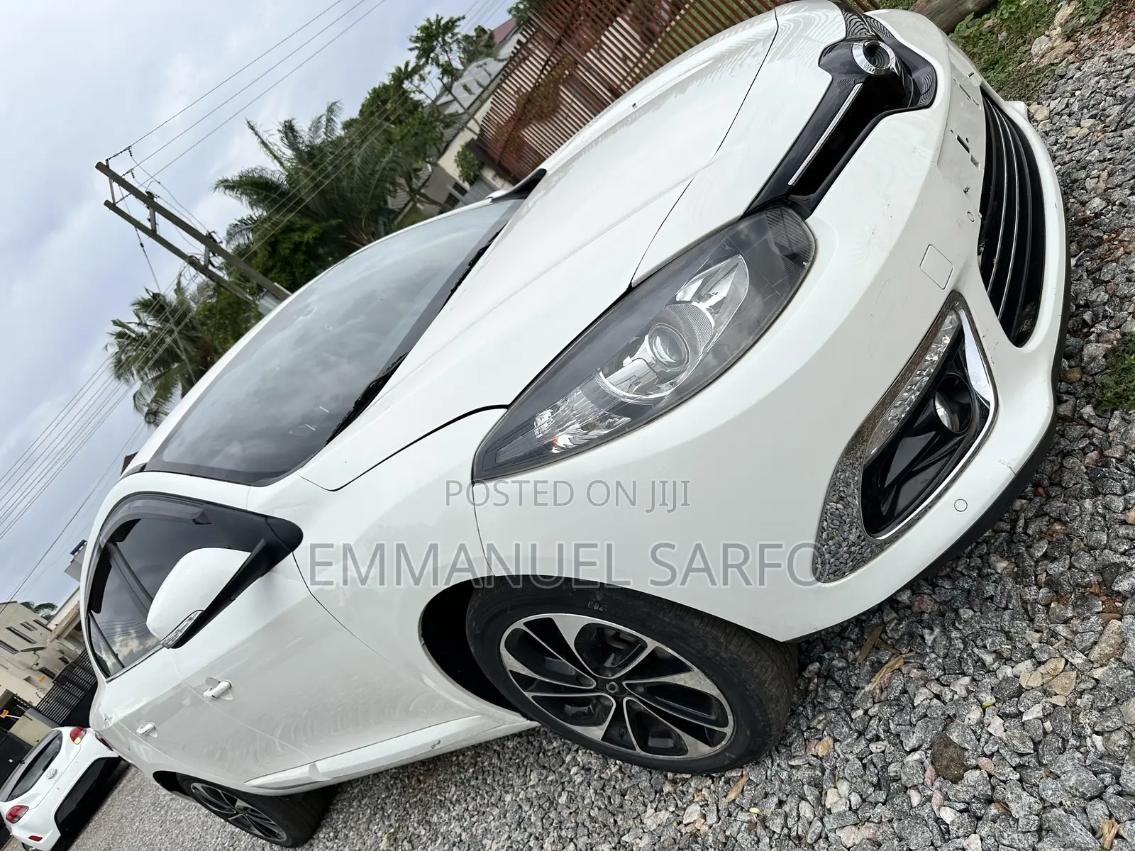 Scion iM 2015 White