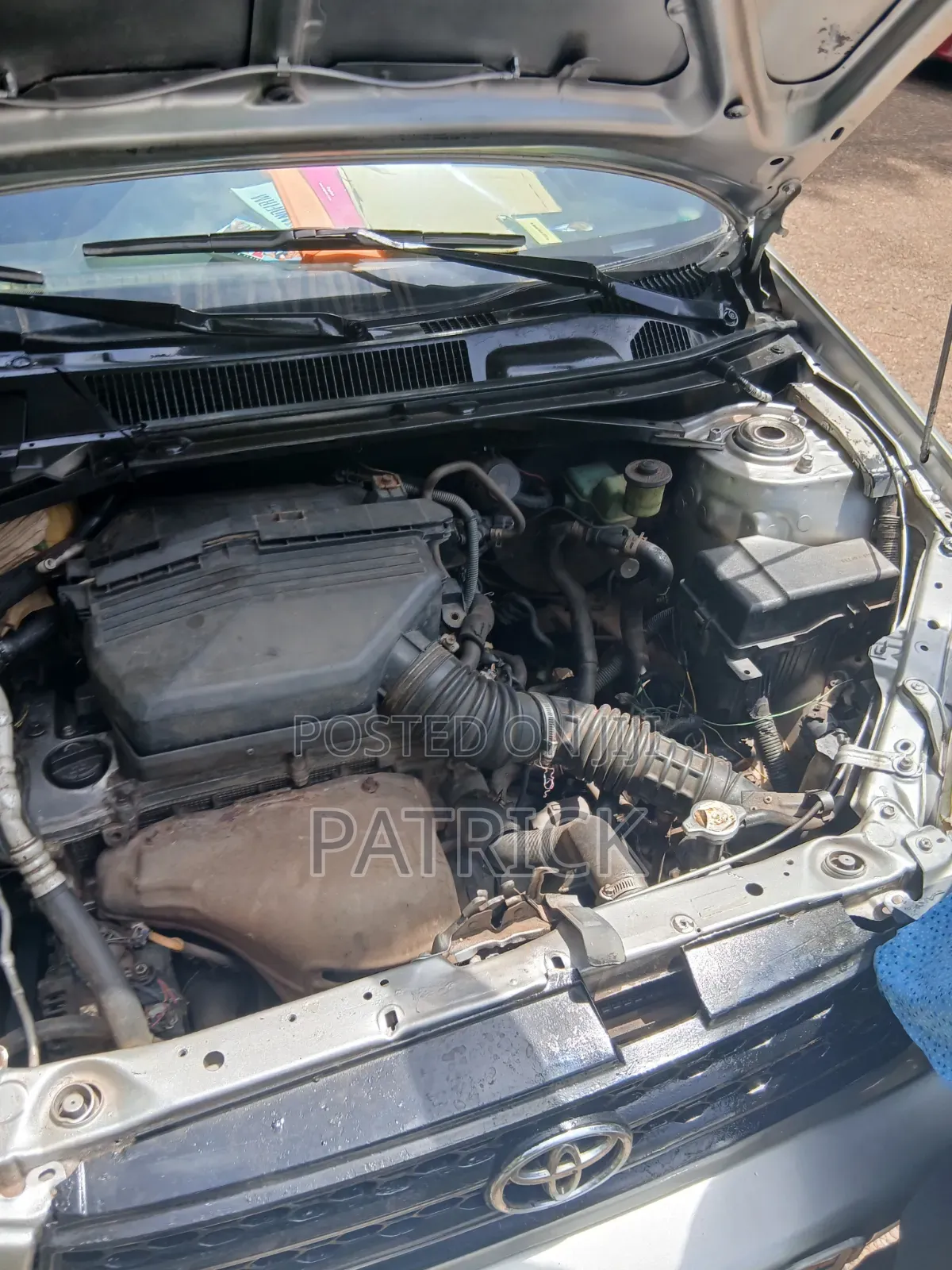 Toyota RAV4 2.0 Automatic 2005 Silver