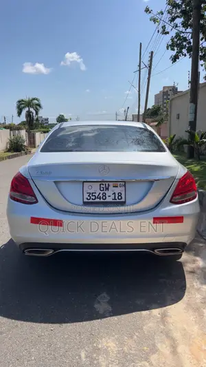 Mercedes-Benz C300 2015 Silver