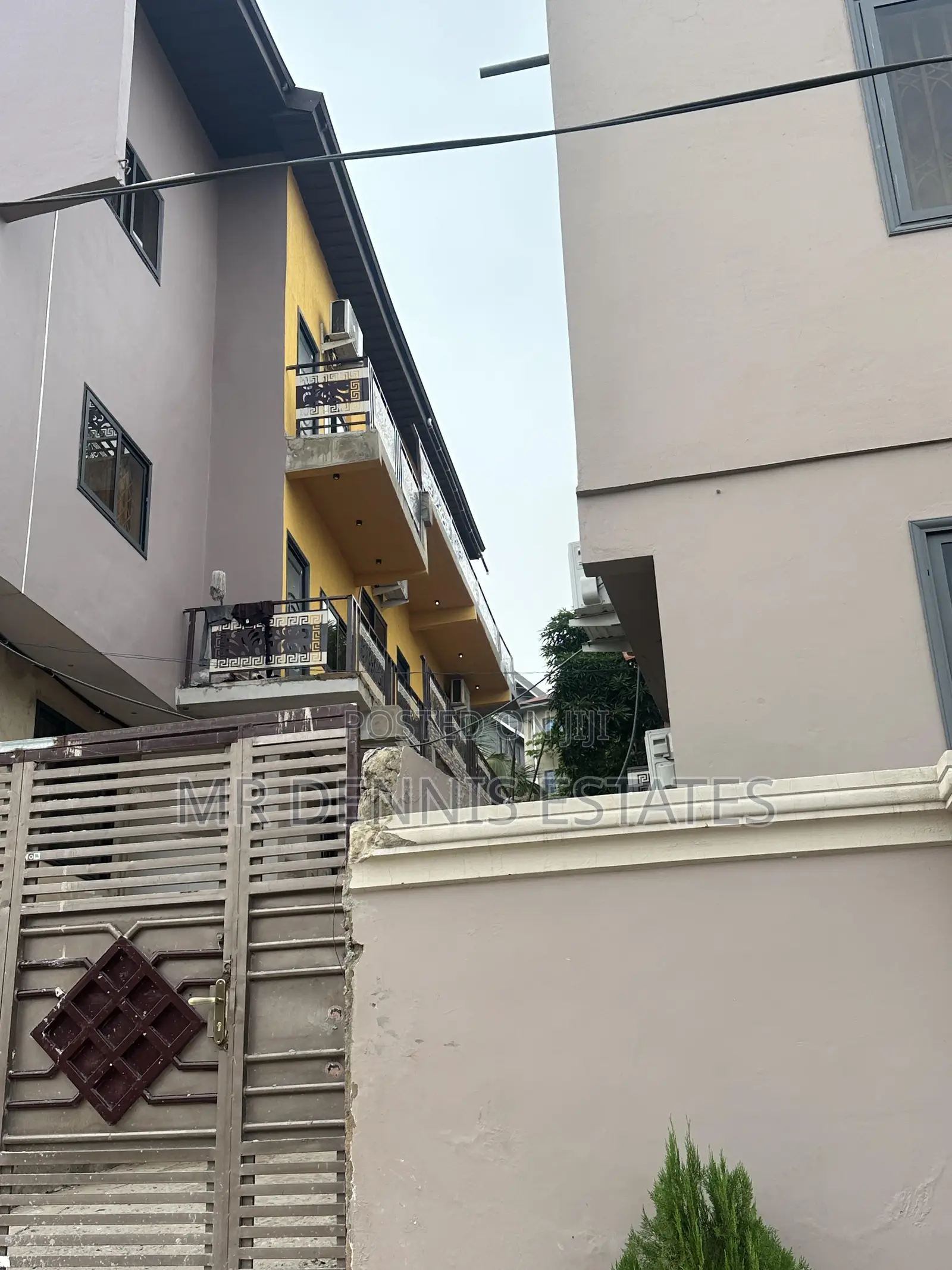 2bdrm Apartment in Westhills Mall for rent