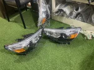 Mitsubishi Outlander Sports or Asx 2011-2019 Headlight