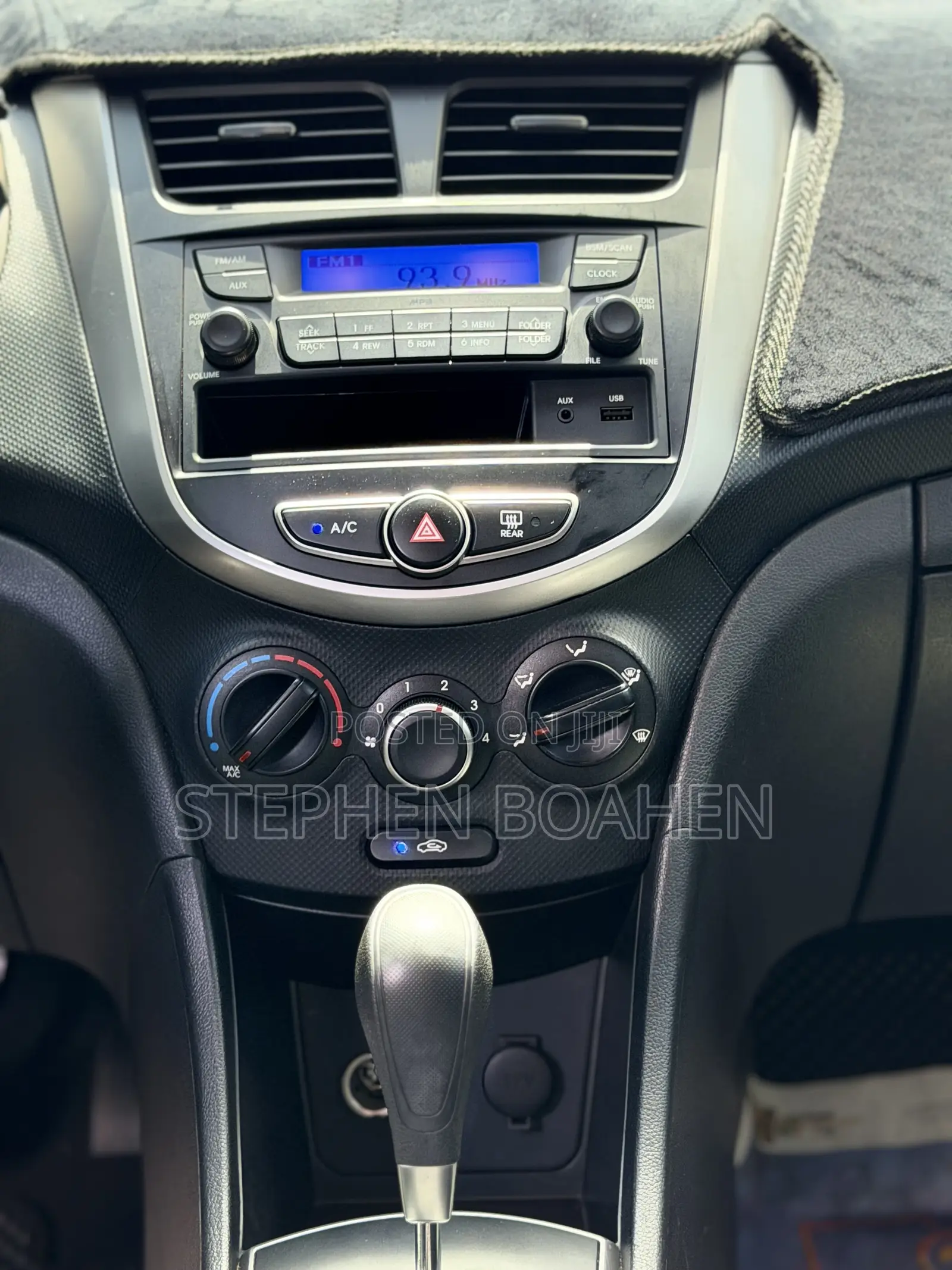 Hyundai Accent SE Sedan 2016 Silver