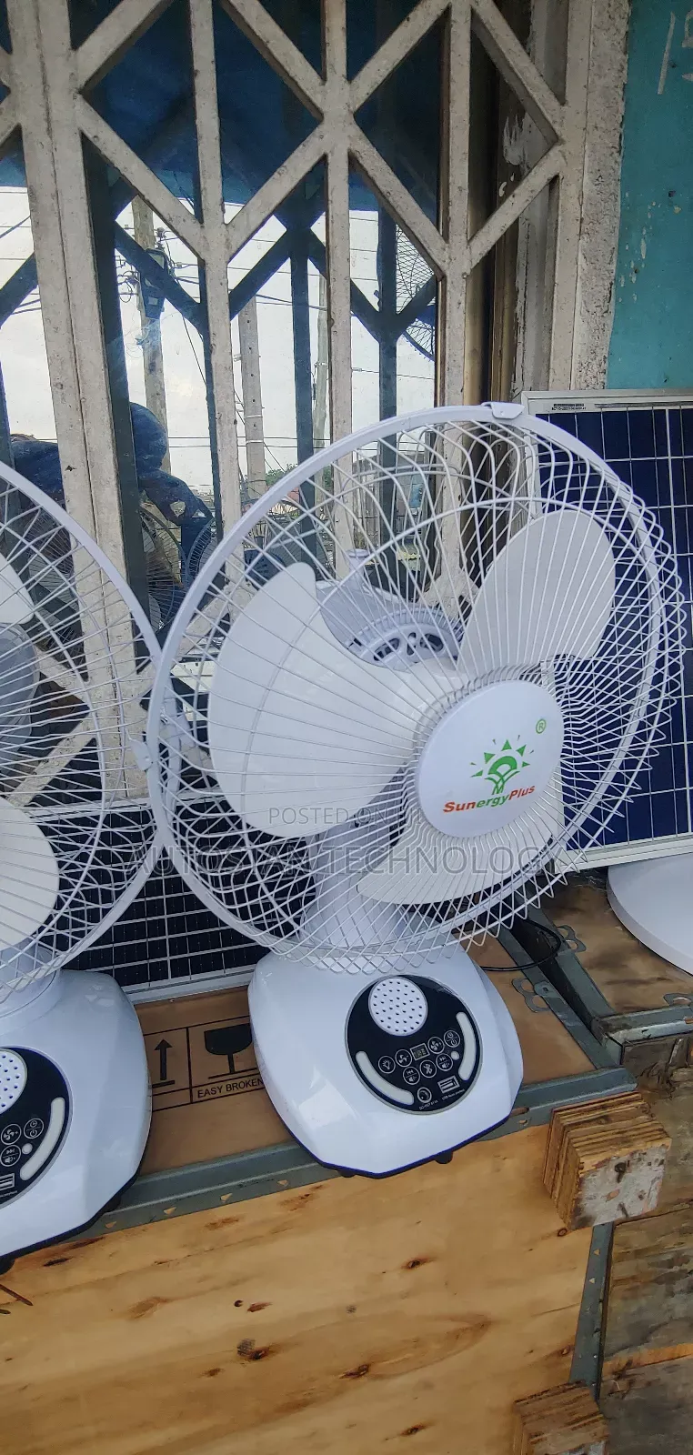 Solar Rechargeable Fan