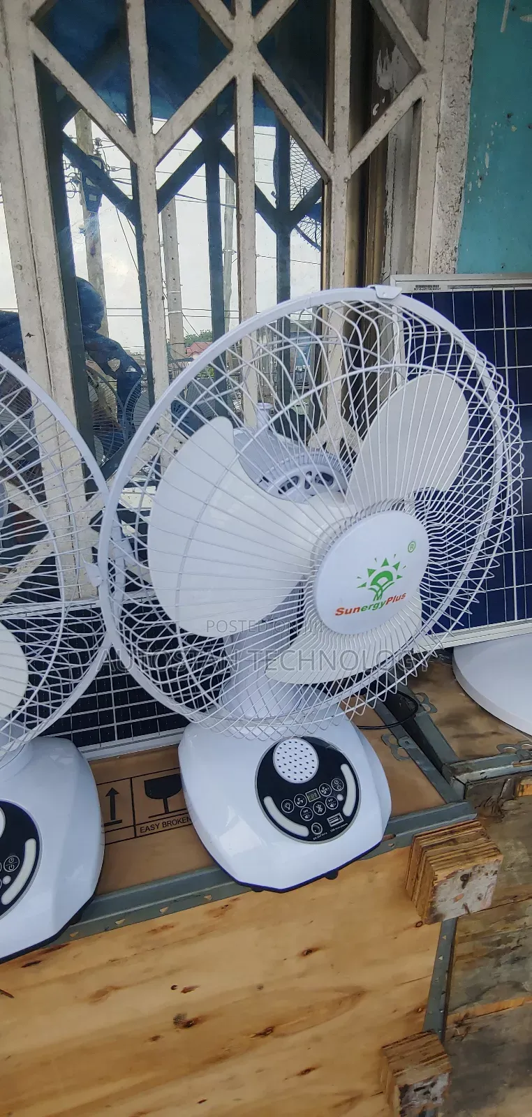 Solar Rechargeable Fan