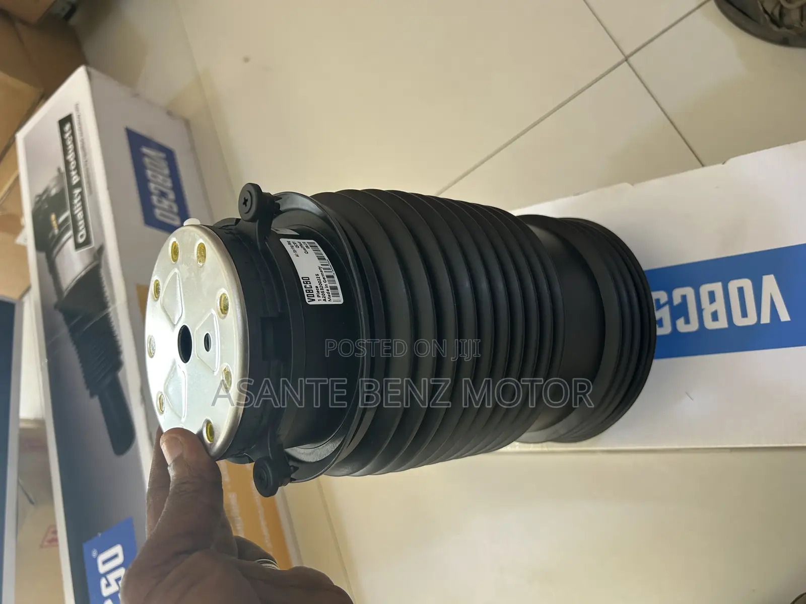 W205 Back Ballon Shock