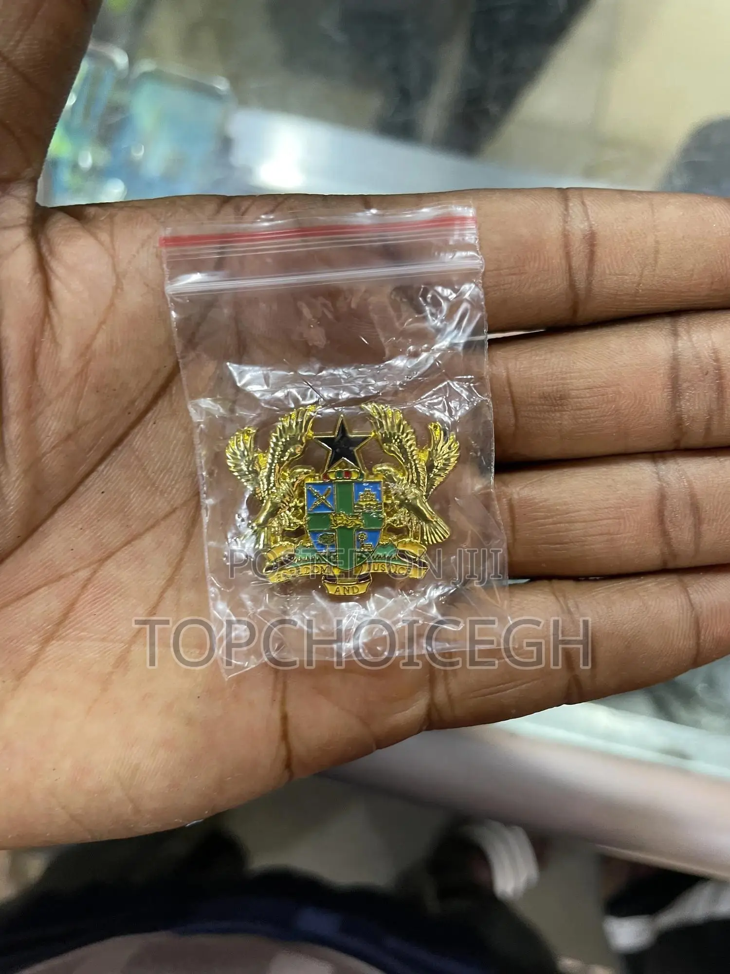Ghana Coat of Arms Enamel Lapel Pin Badge