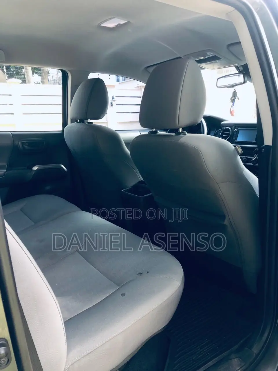 Toyota Tacoma 2018 Gray