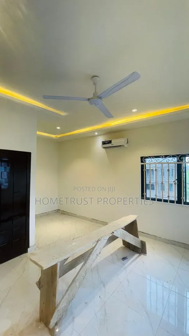 3bdrm Duplex in Amasaman 3 Junction for sale