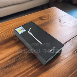 New Samsung Galaxy S25 128 GB Silver