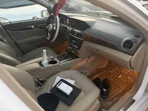 Mercedes-Benz C250 2014 White