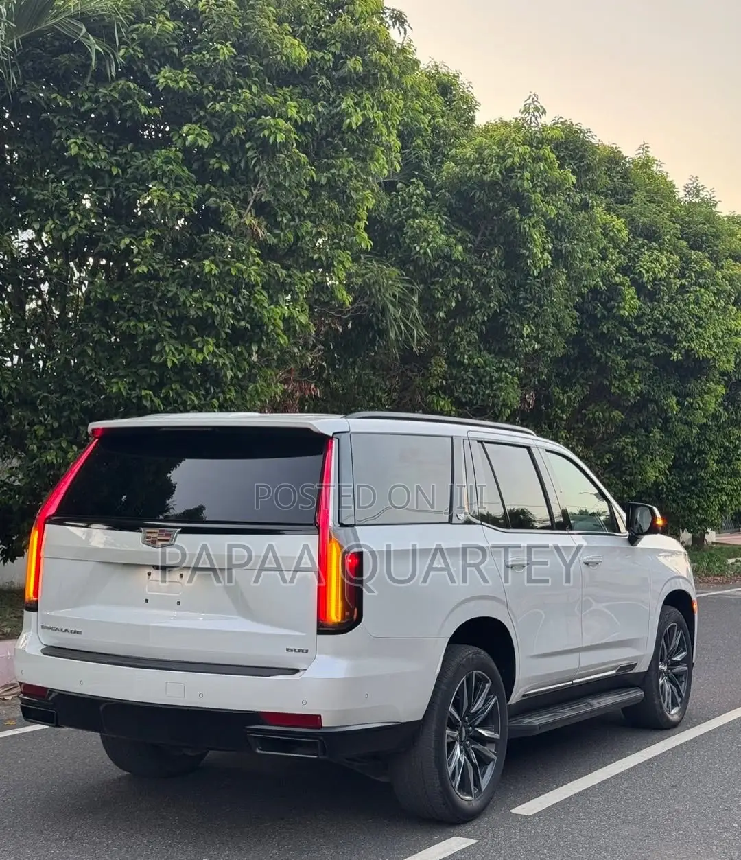 Cadillac Escalade 2021 Pearl