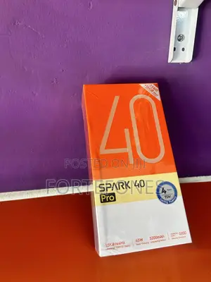 New Tecno Spark 40 Pro 256 GB Black
