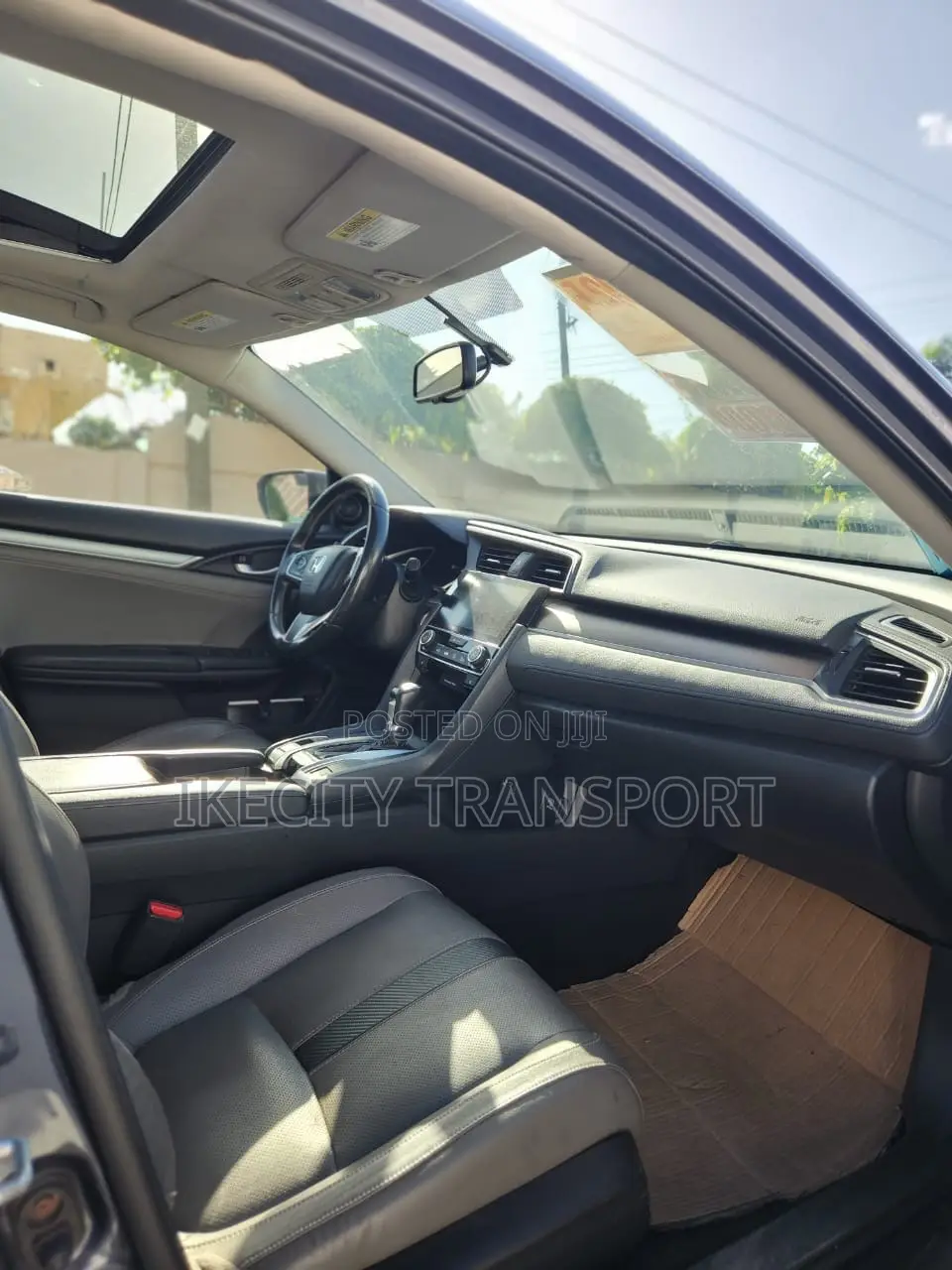 Honda Civic EX Hatchback 2020 Blue