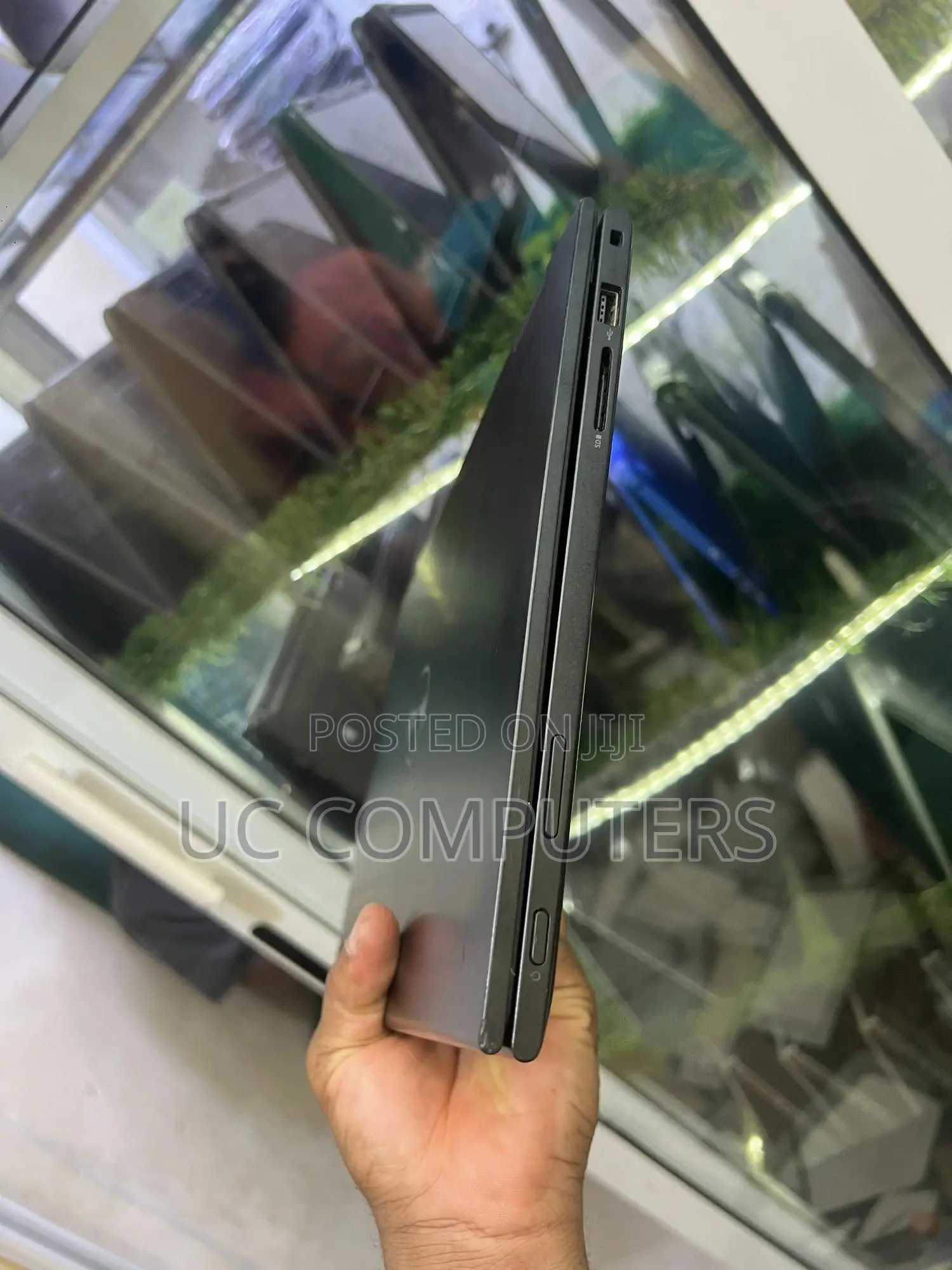 Laptop Dell Latitude 3390 8GB Intel Core i3 SSD 128GB