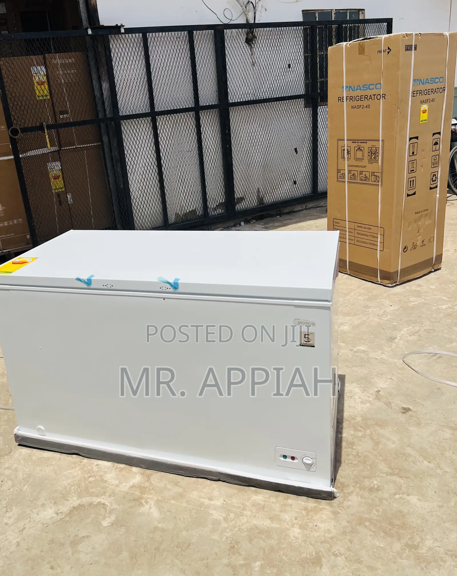 Durable and Affordable Midea Single Door Chest Freezer(418liters).