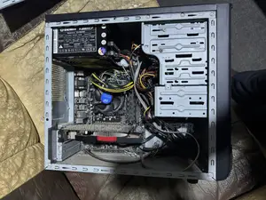 Desktop Computer Asus 12GB Intel Core i7 SSD 128GB