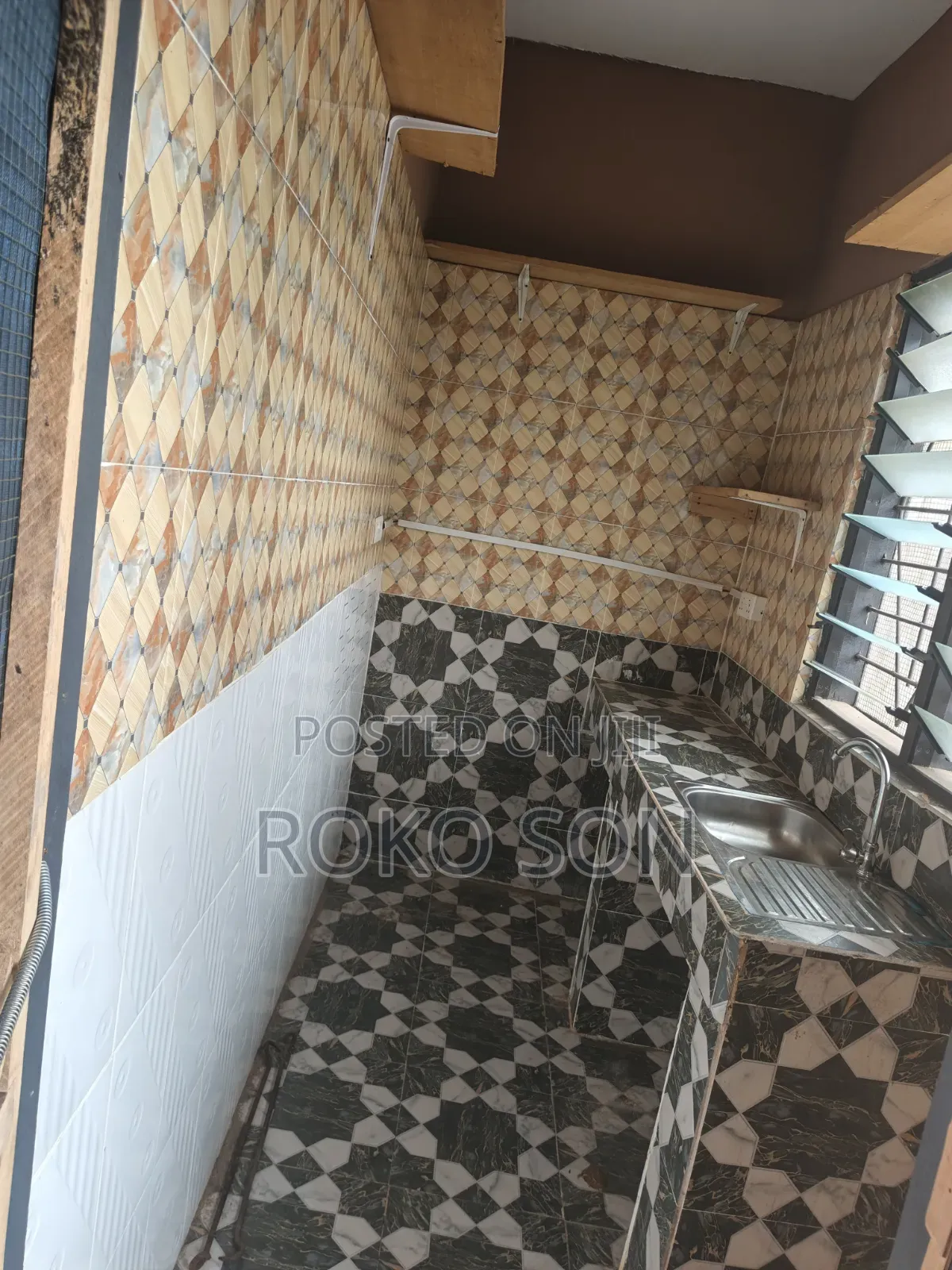 Mini Flat in Dr Roko, Manhean for rent
