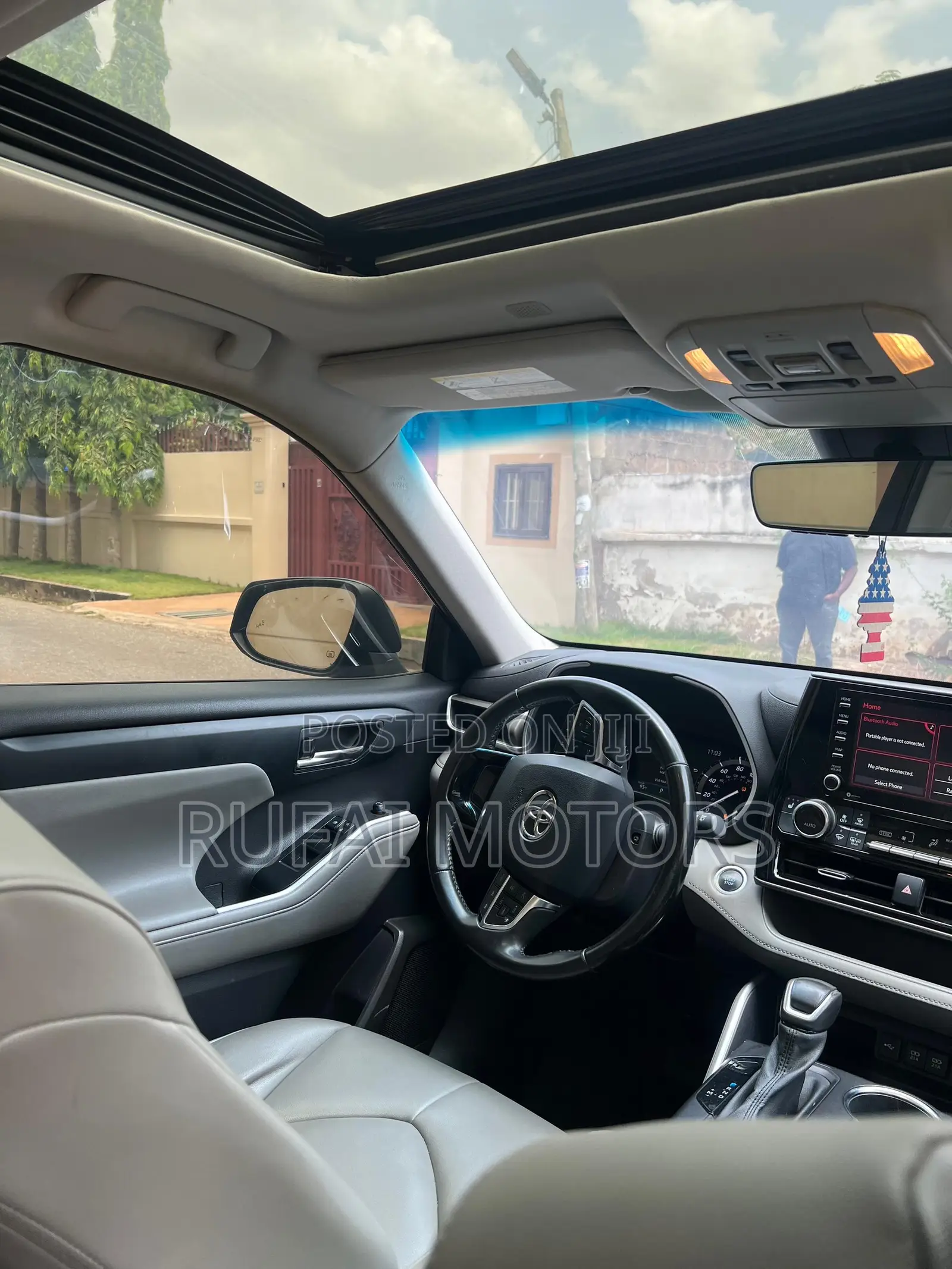 Toyota Highlander XLE 2021 Black