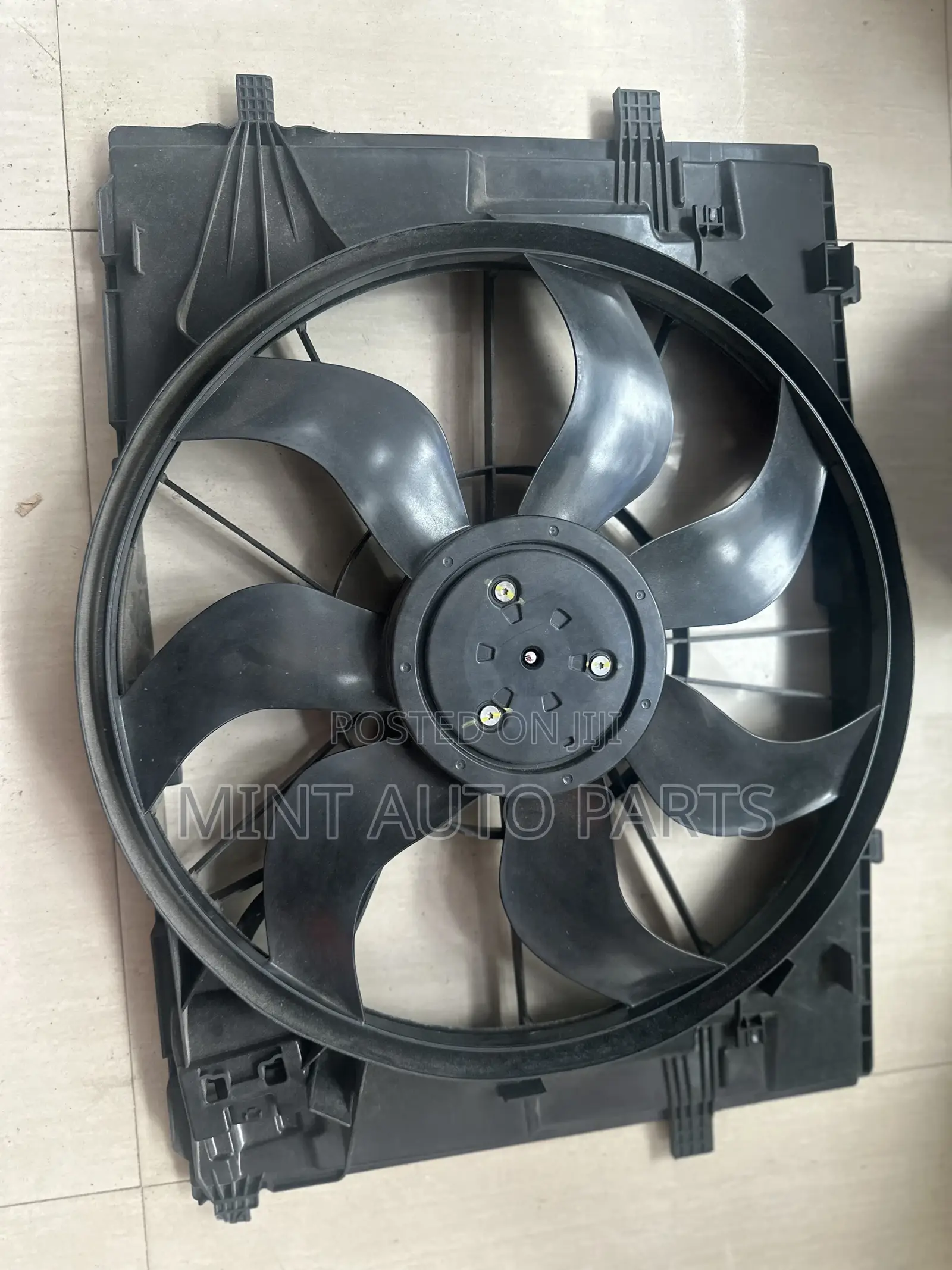 Mercedes Benz C300 Fan