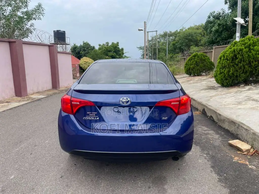 Toyota Corolla SE 4dr Sedan (1.8L 4cyl CVT) 2017 Blue