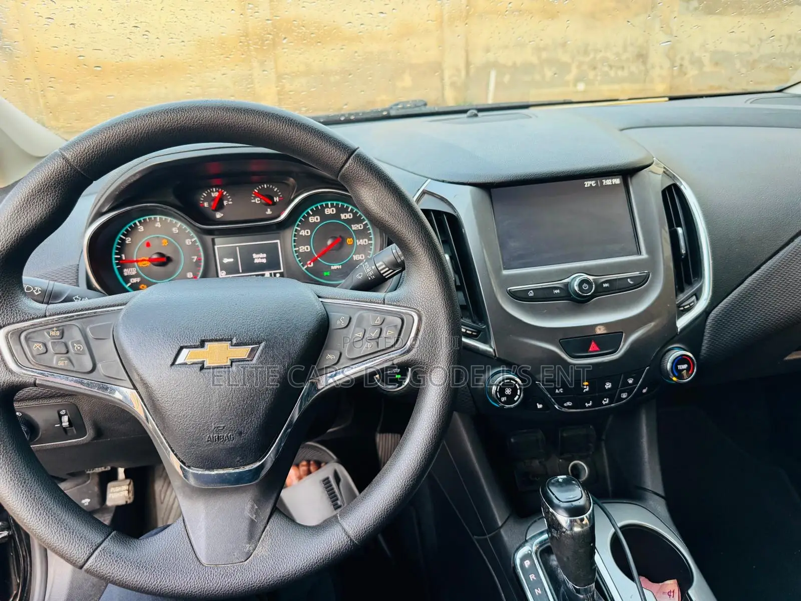 Chevrolet Cruze LT Auto Hatchback 2017 Black