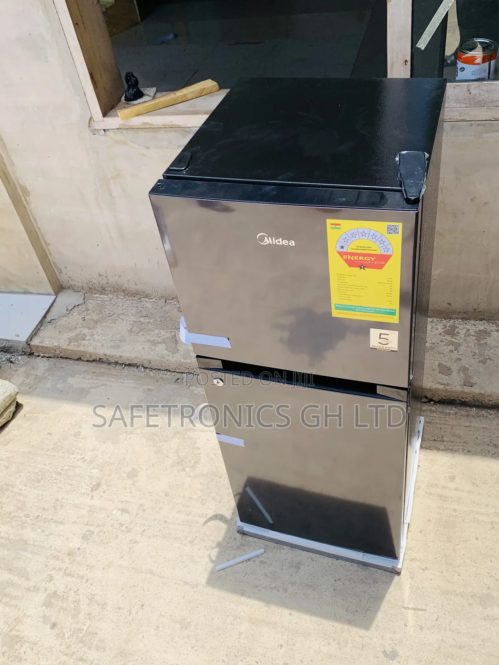 Kindly Check Out Midea 187l Fridge, 127l Double Door Top Mount Freezer