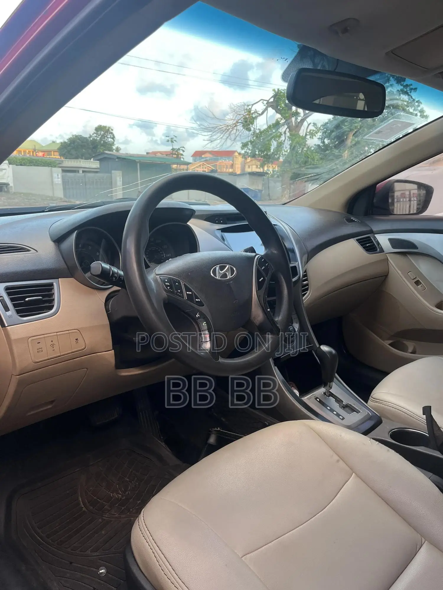 Hyundai Elantra 2013 Red