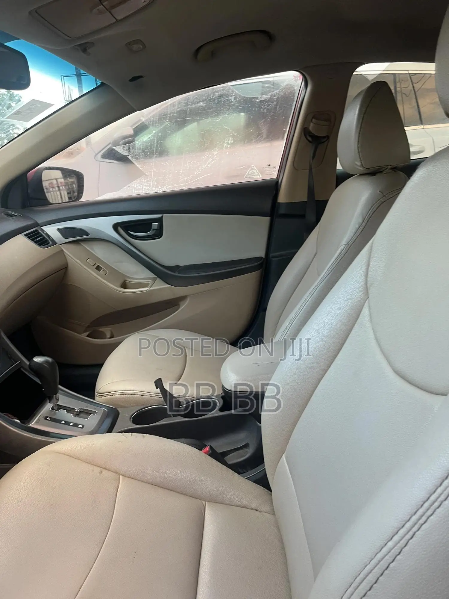 Hyundai Elantra 2013 Red