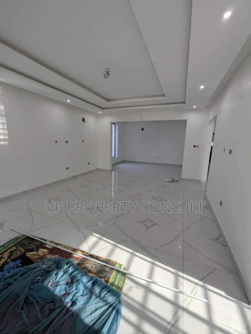 3bdrm House in Mile 7 for sale