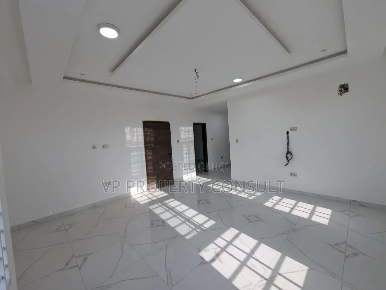 3bdrm House in Mile 7 for sale