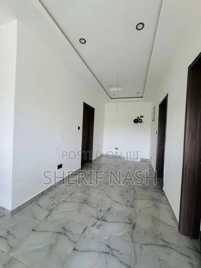 3bdrm Duplex in Agbogba, Accra Metropolitan for rent