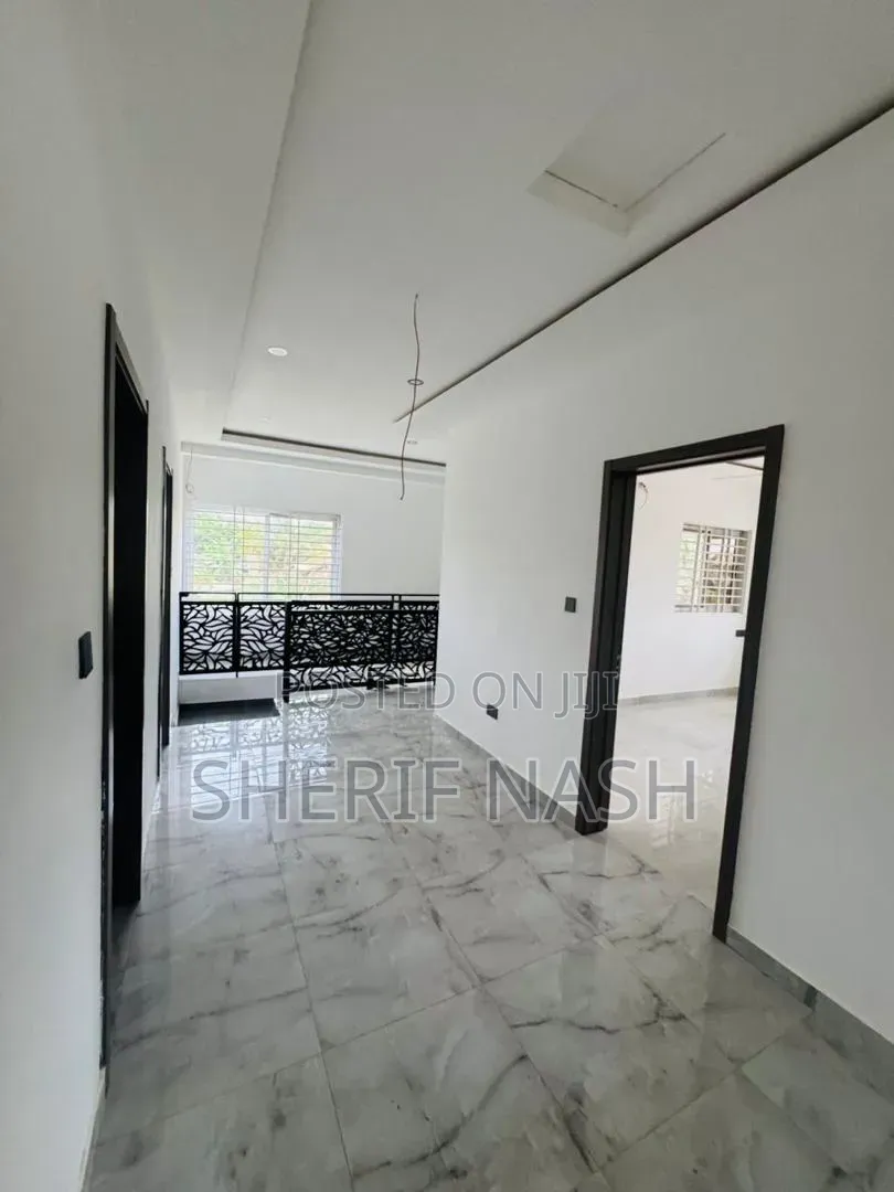 3bdrm Duplex in Agbogba, Accra Metropolitan for rent