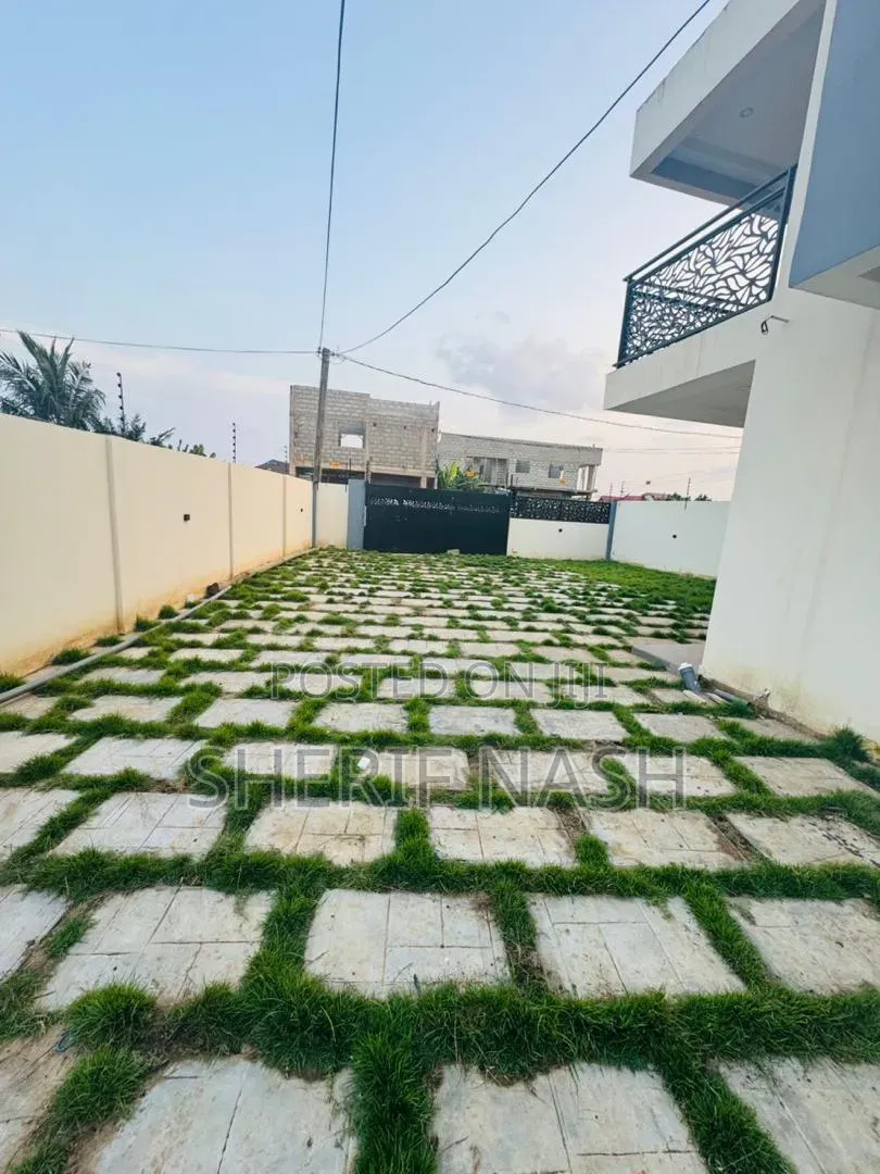 3bdrm Duplex in Agbogba, Accra Metropolitan for rent