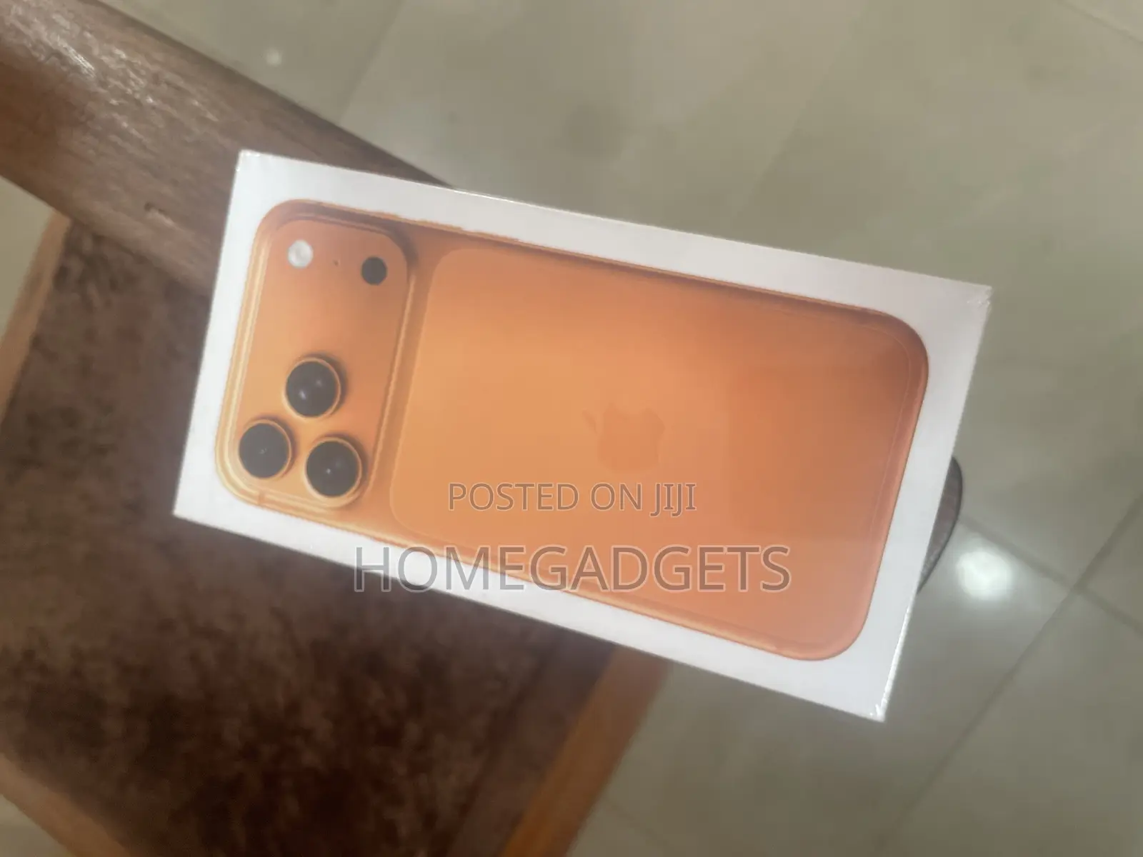 New Apple iPhone 17 Pro Max 1 TB Orange