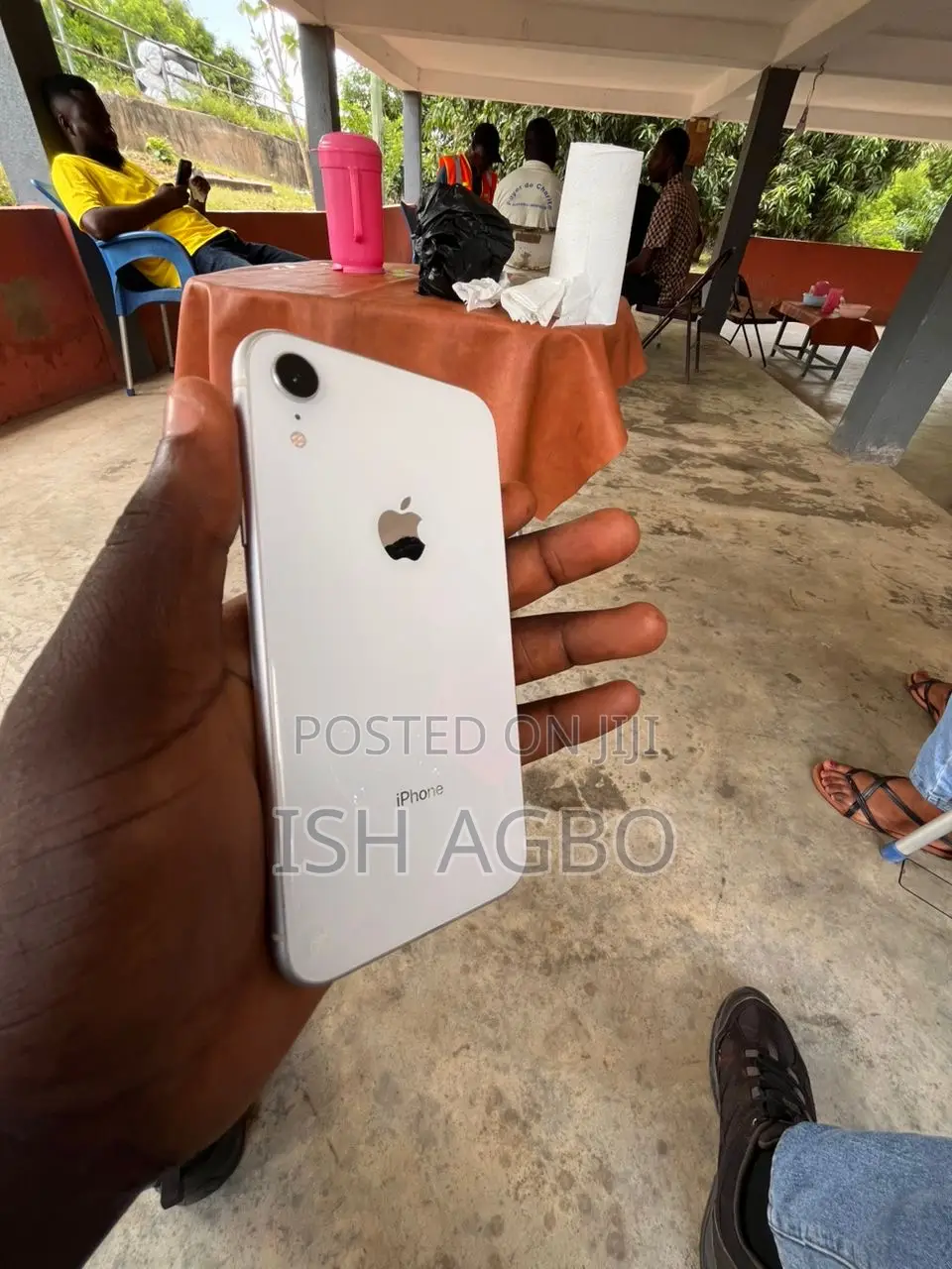 Apple iPhone XR 64 GB White