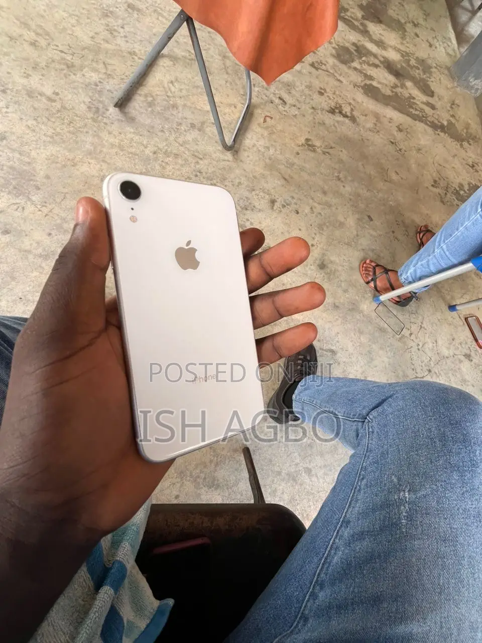 Apple iPhone XR 64 GB White