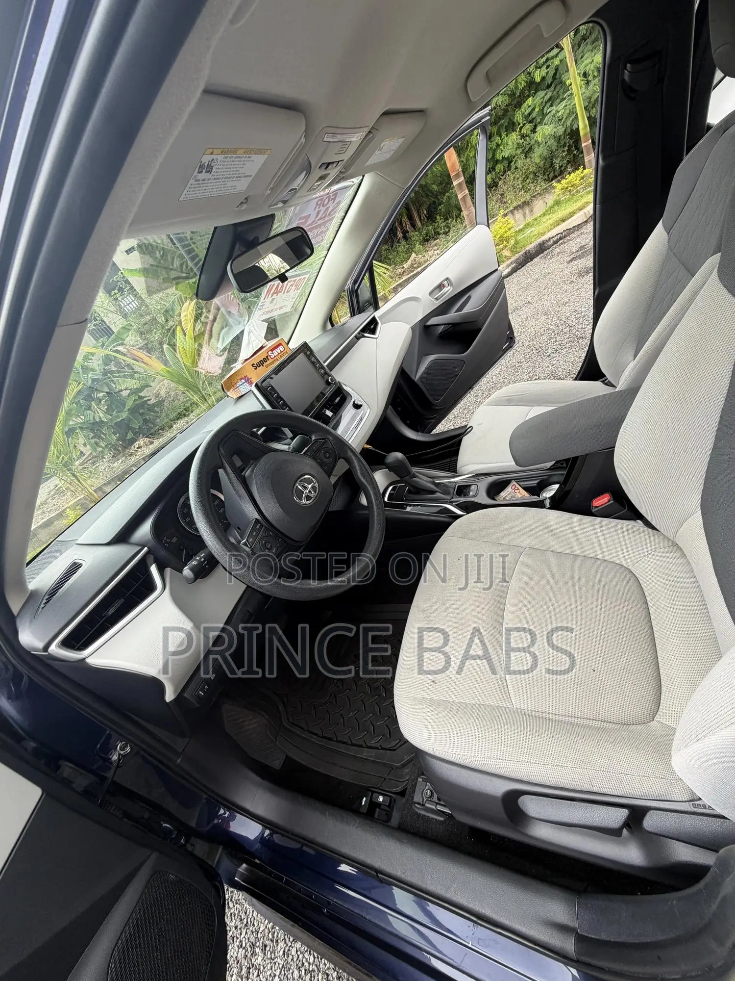 Toyota Corolla LE 2021